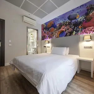 2* Maison d'hôtes Standbyme Ramblas